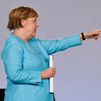 Merkel Scholz 040620