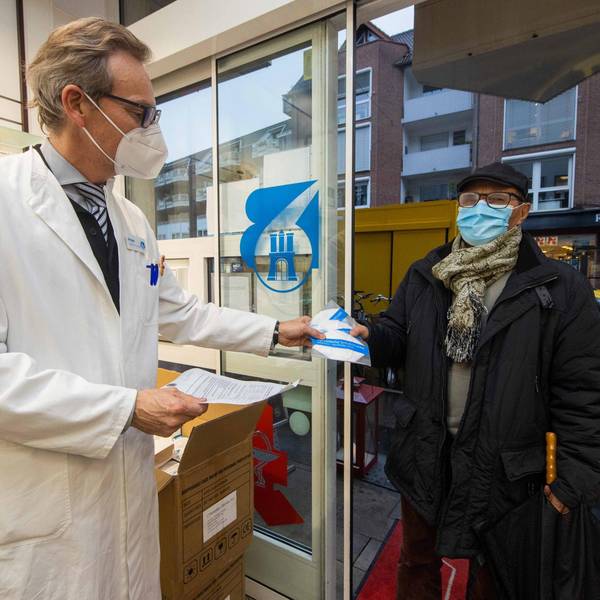 Apotheke_ffp_2_Masken_corona_mbo_A