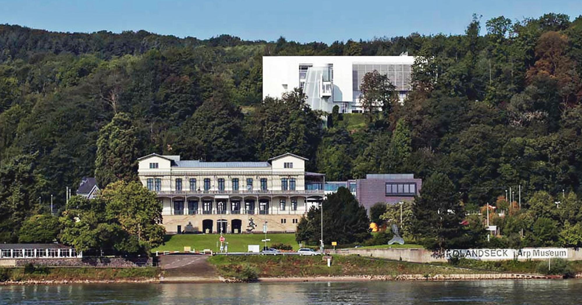 arp-museum-bahnhof-rolandseck