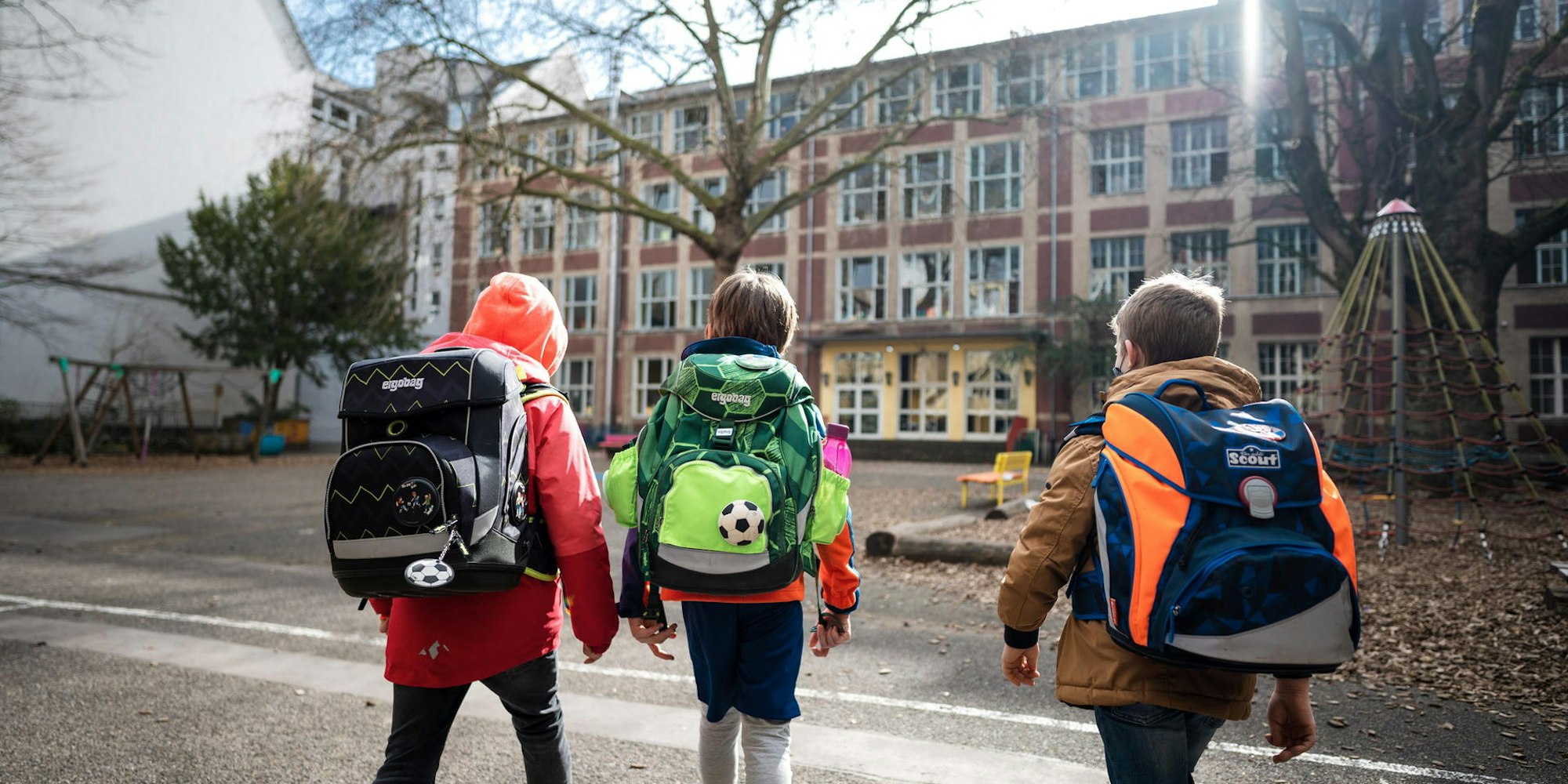 cob_20210223_Grundschule_Antwerpener_Str_3