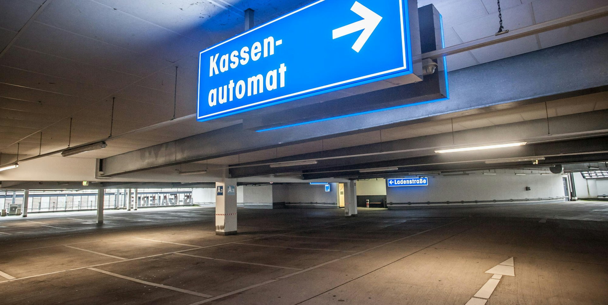 parkdeck-rathaus-galerie-leverkusen_ALF_5447