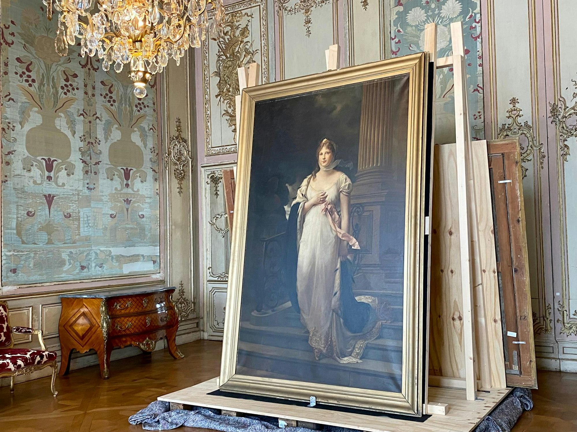 Brühl Schloss Augustusburg Frauen-3