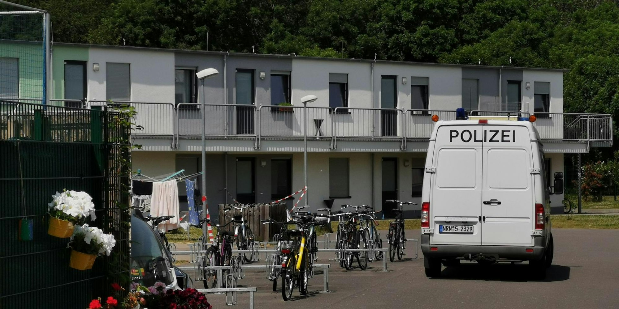 ermittlungen mordkommission asylunterkunft