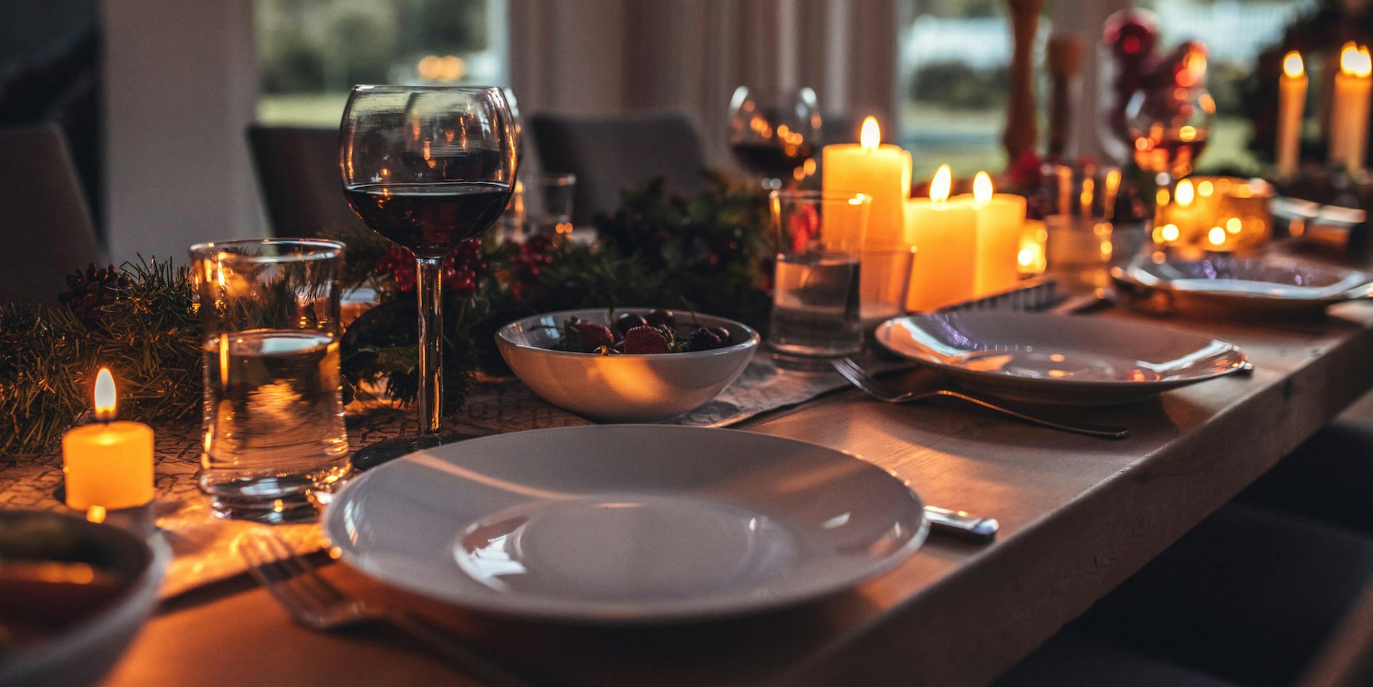 Festliche gedeckter Tisch Getty Images