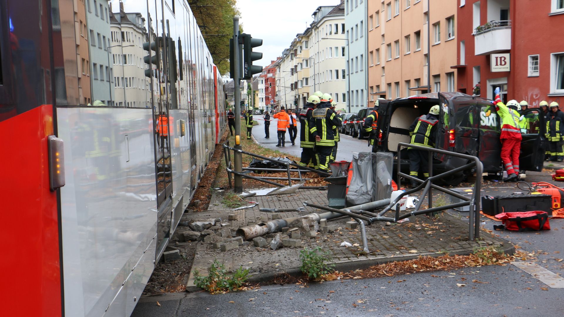 unfall-suelzguertel--einsatz-gerres