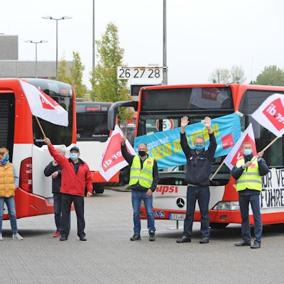 le-warnstreik-wupsi_(2)