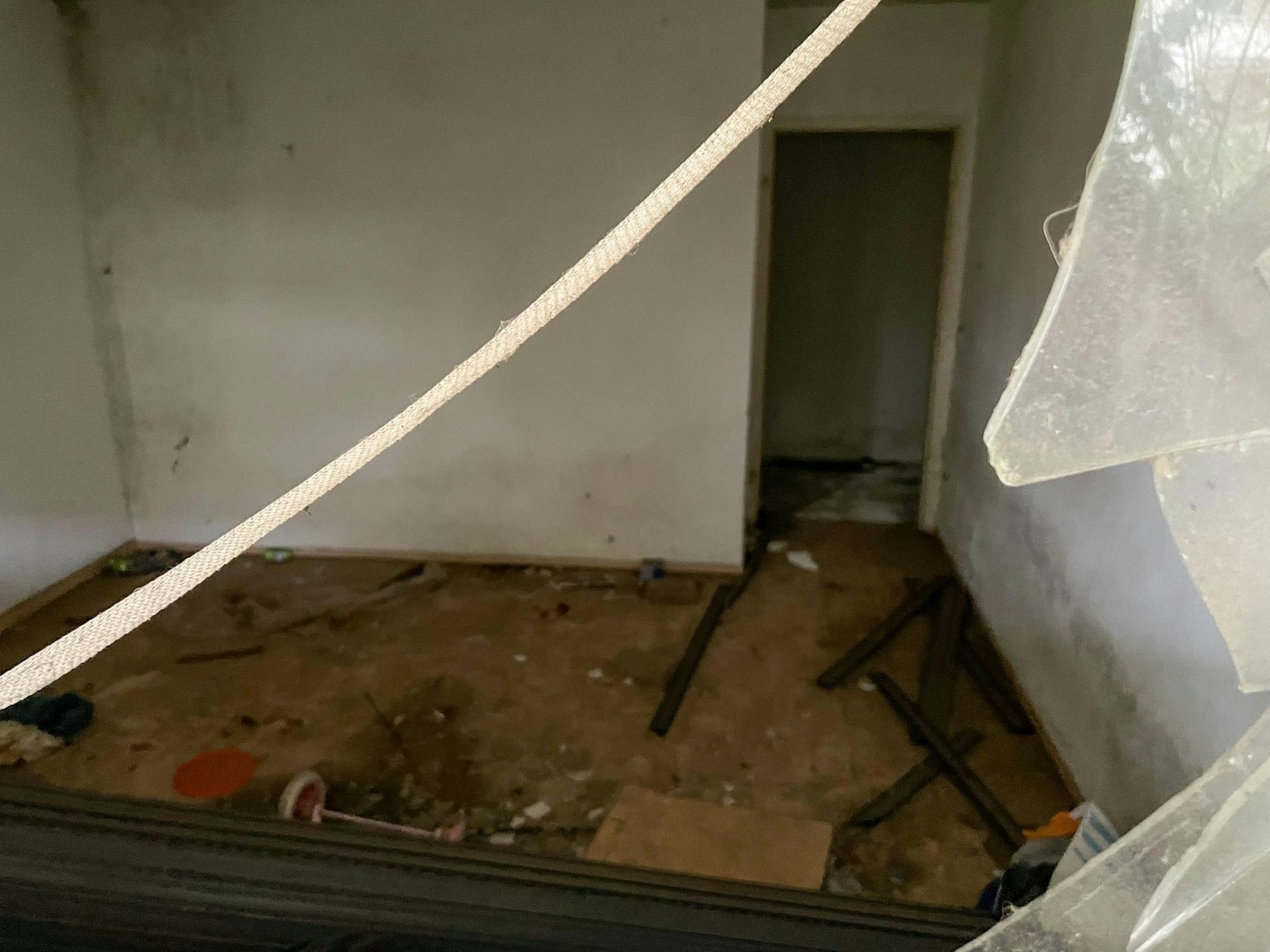 20220218-nip-ber-ahe-wohnpark-schrottimmobilie-1