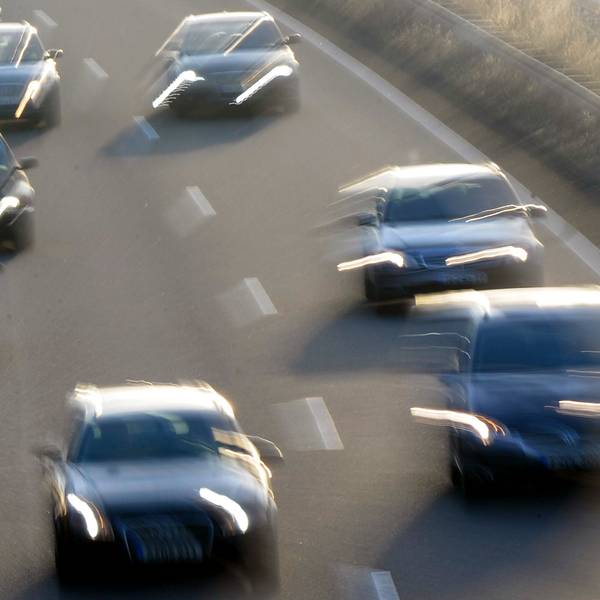 Pendlerpauschale Symbolbild Autobahn