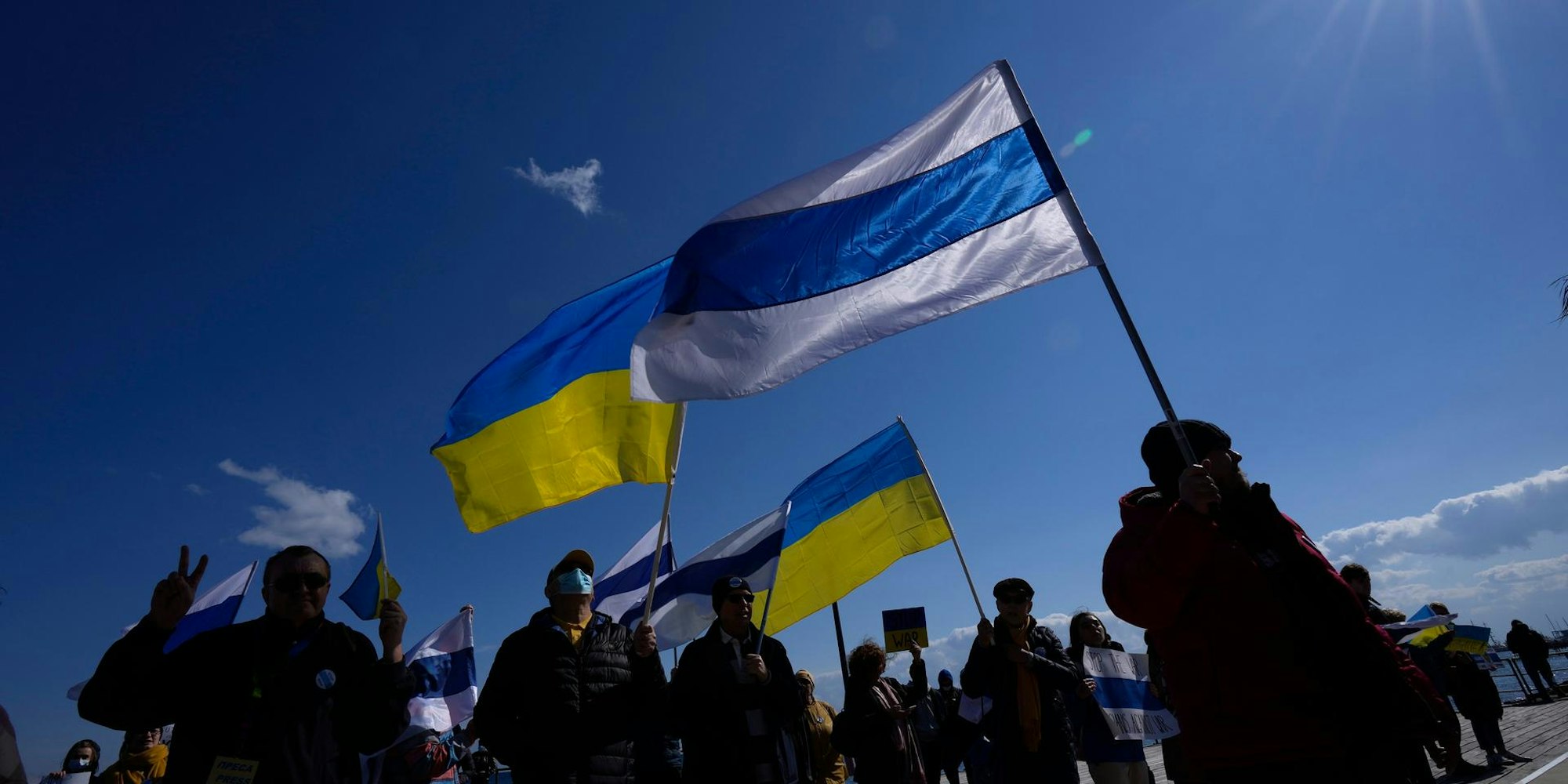 Flagge weiß-blau-weiß
