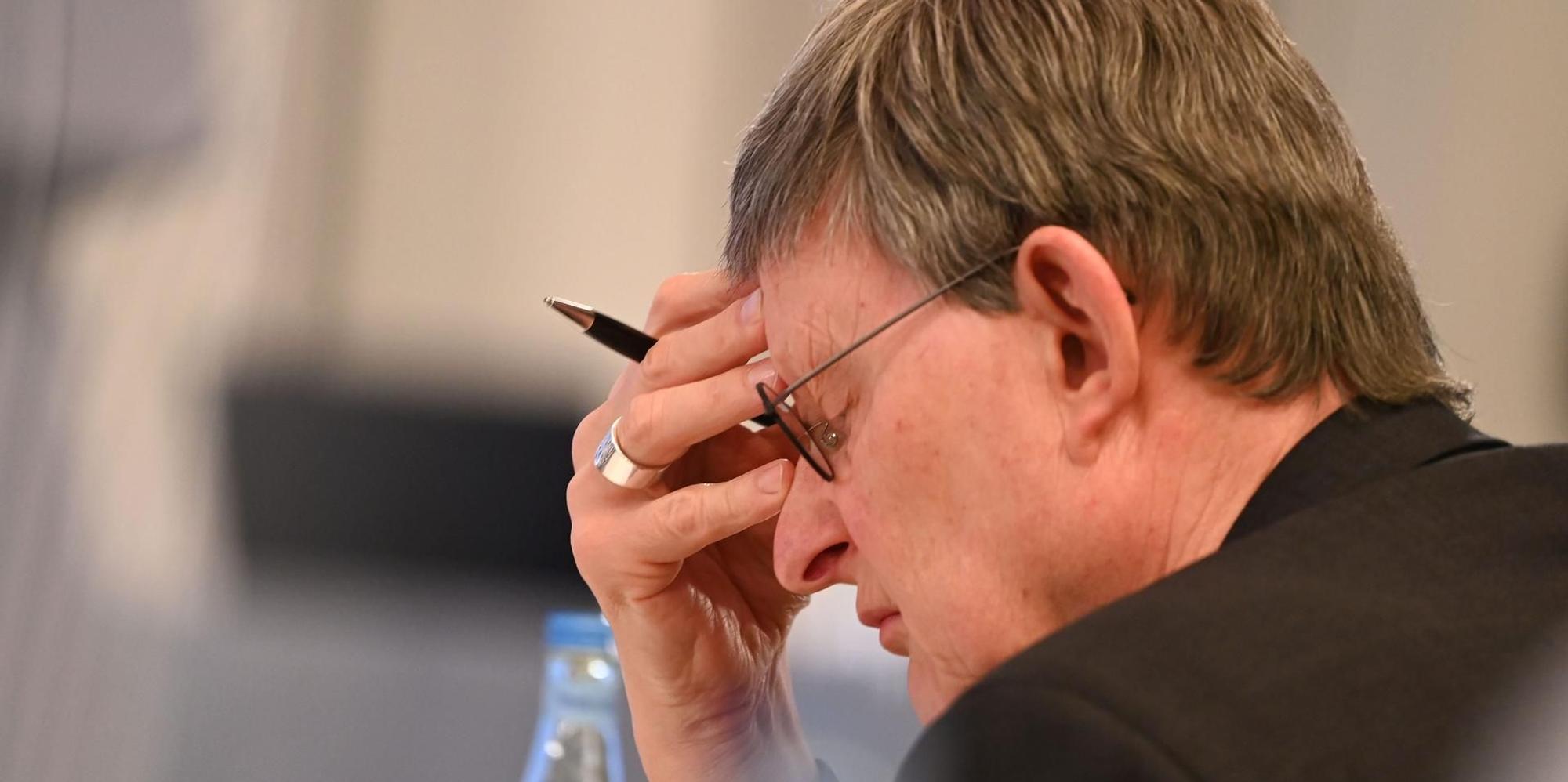 Woelki bei Gutachten Präsentation