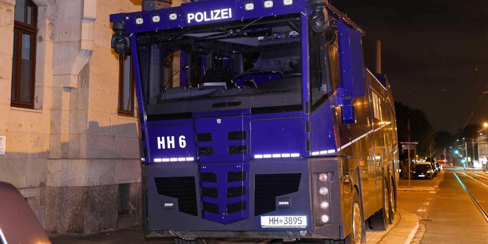 Wasserwerfer dpa neu