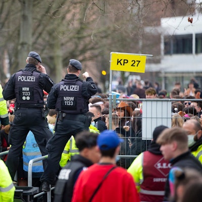 20220224_tb_Weiberfastnacht_028