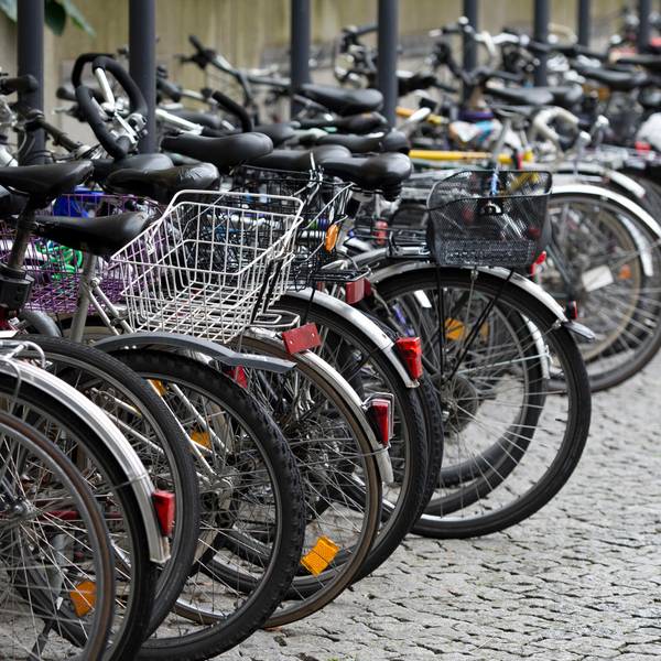 Abgestellte Fahrräder