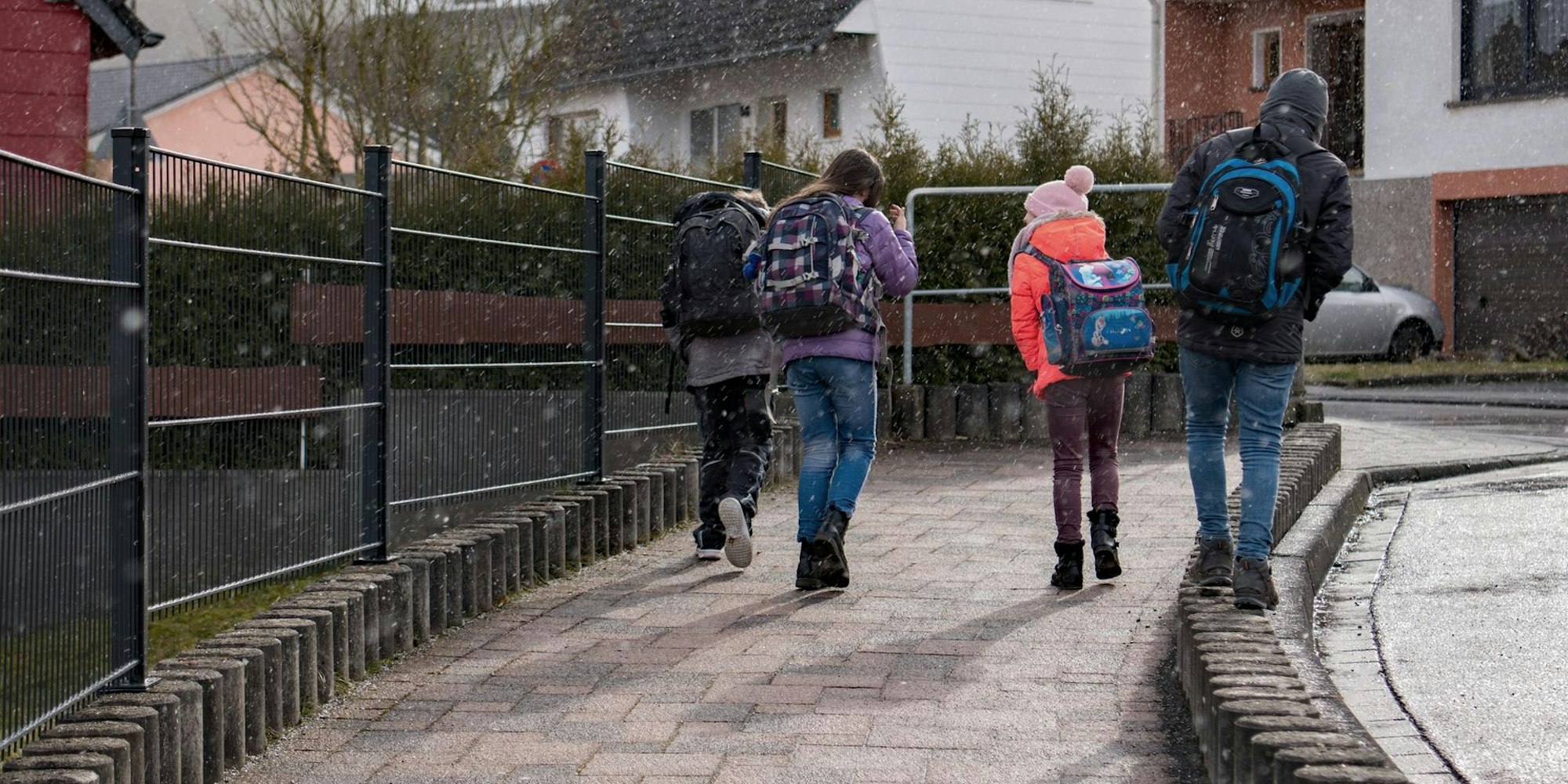 Grundschule_Hellenthal_Verkehr_1