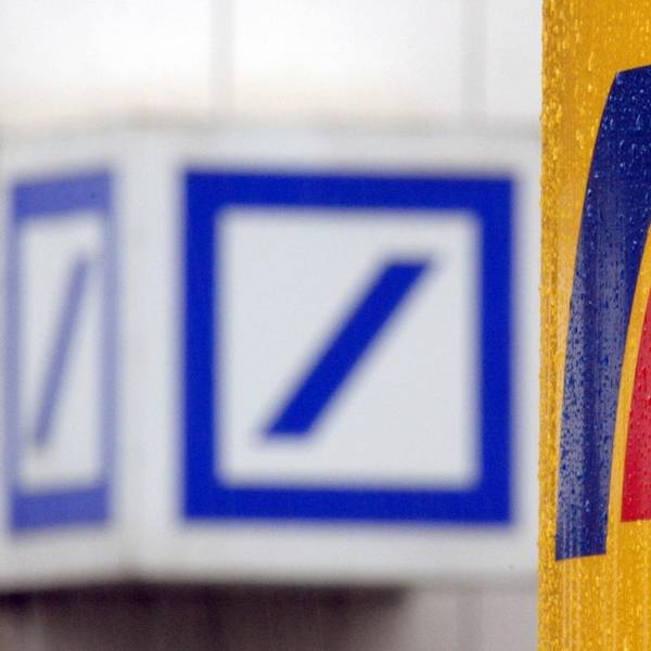 Postbank Deutsche Bank dpa
