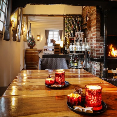 falderhof innen feuer