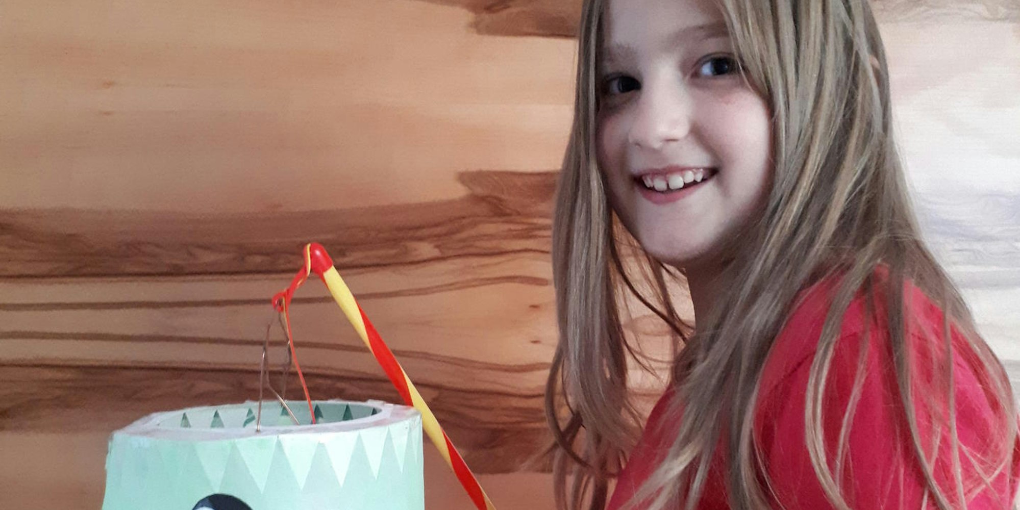 Bea_Wirths_mit_Laterne