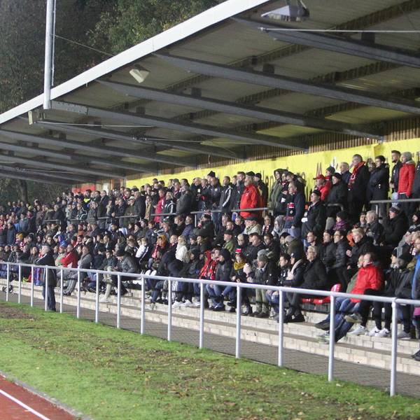 Fußballspiel, Verbandspokal, Hennef, Viktoria Köln