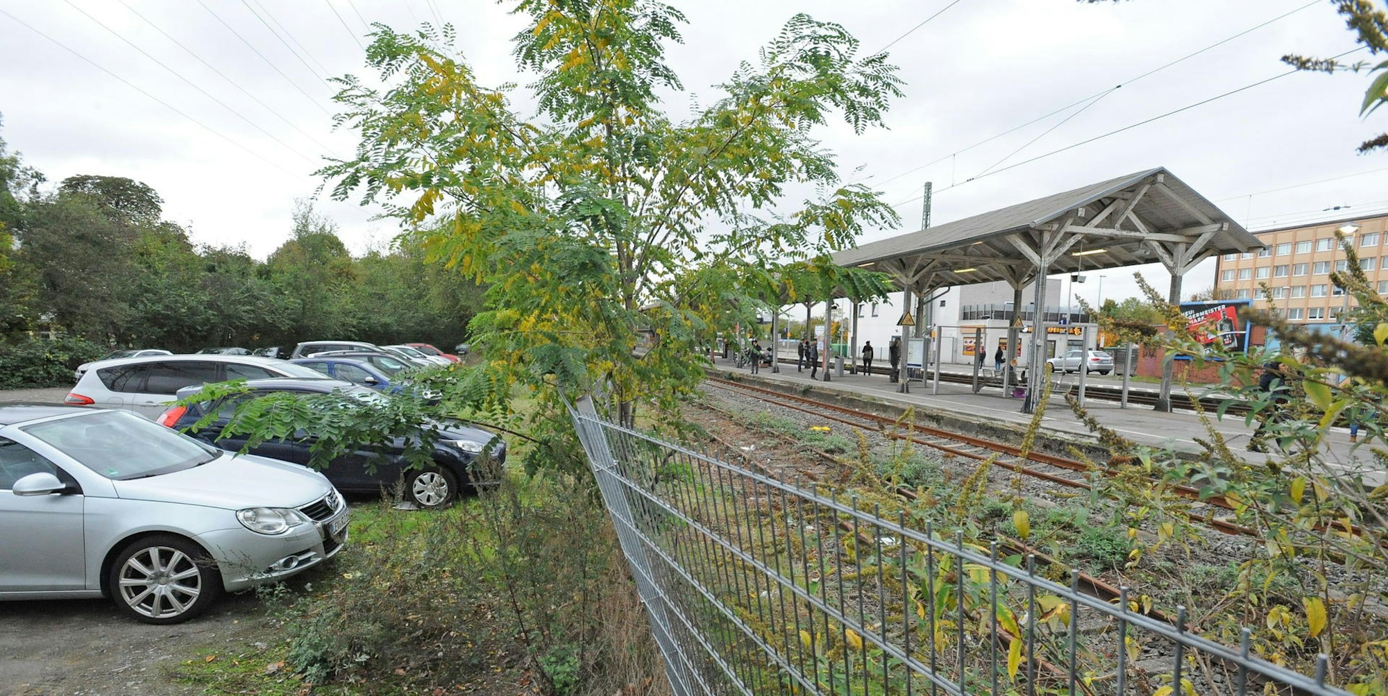 le-parkplatz-manfort_(3)