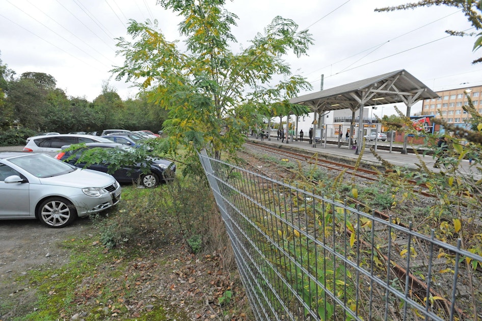 Leverkusen Bahnhof in Manfort Pendler brauchen mehr Platz Rundschau