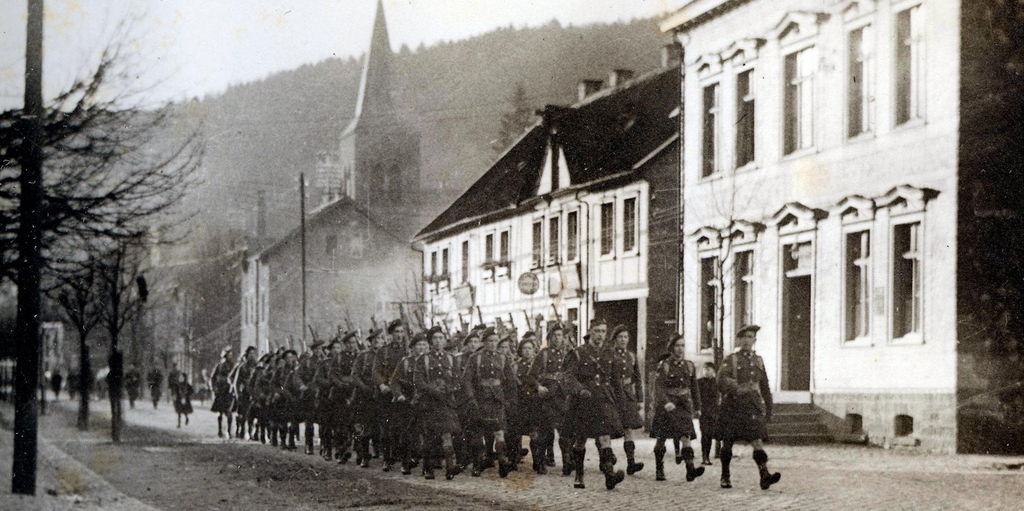 Ruland_1918_Kanadische_Besatzer_Foto_Schiefeling