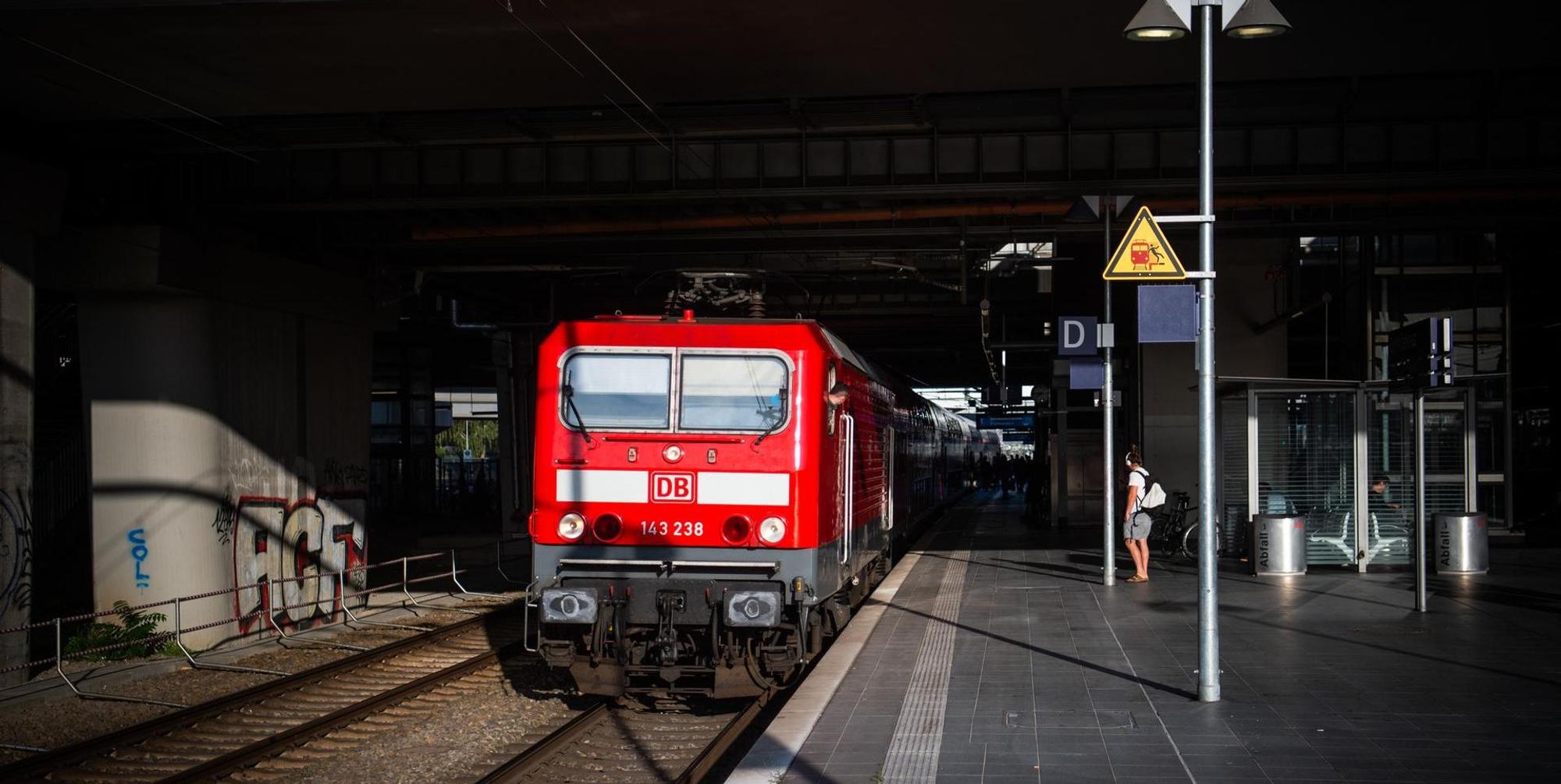 Bahnhof DB dpa