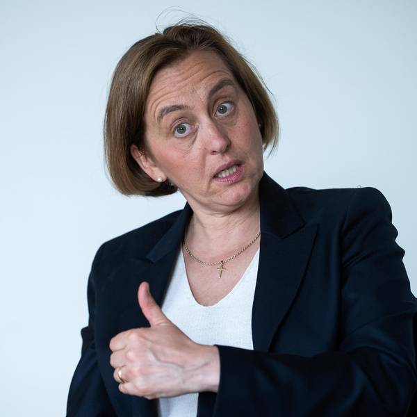 Beatrix von Storch (AfD) mag die Regenbogenfarben auf dem ICE, mit dem sie am Sonntag fuhr, nicht.