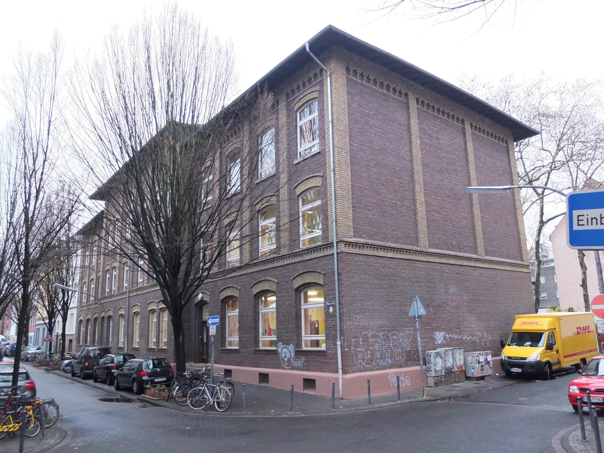 roes-schule-platenstr-001