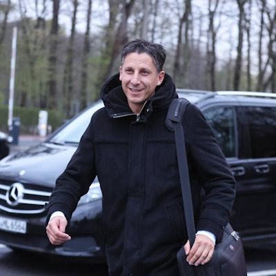 Keller kommt in Köln an