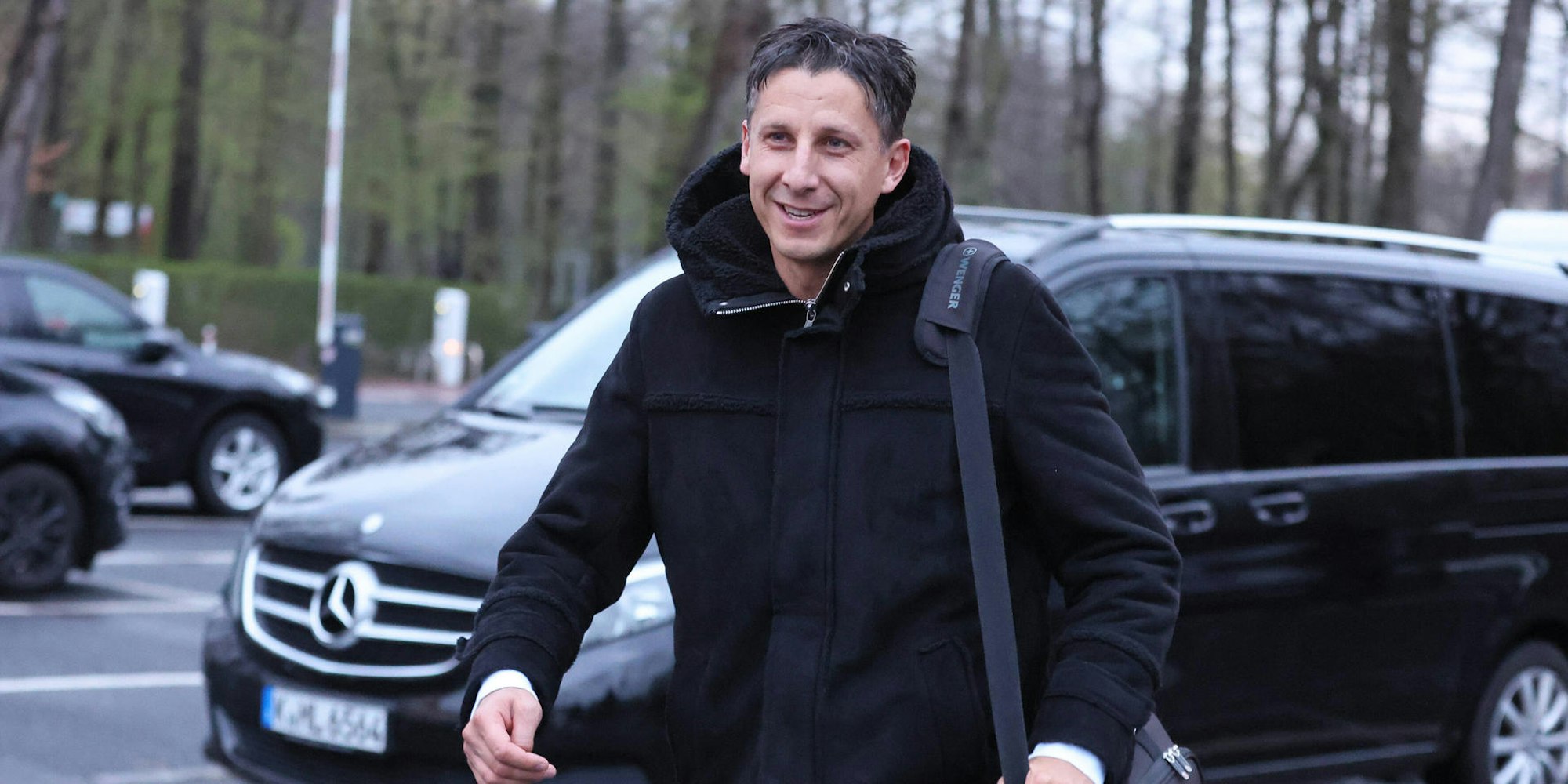 Keller kommt in Köln an