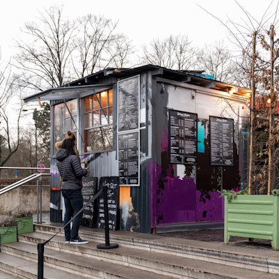 20211223-ARO-JohannSchaeferBiergartenFrauFloss-17