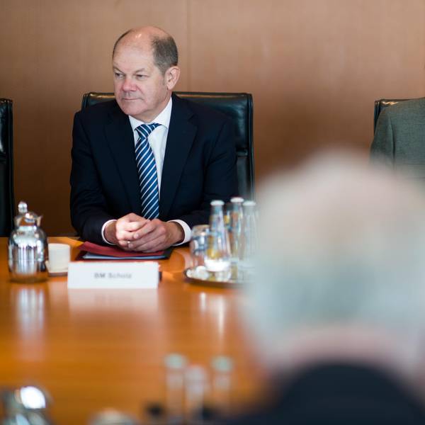 scholz und merkel