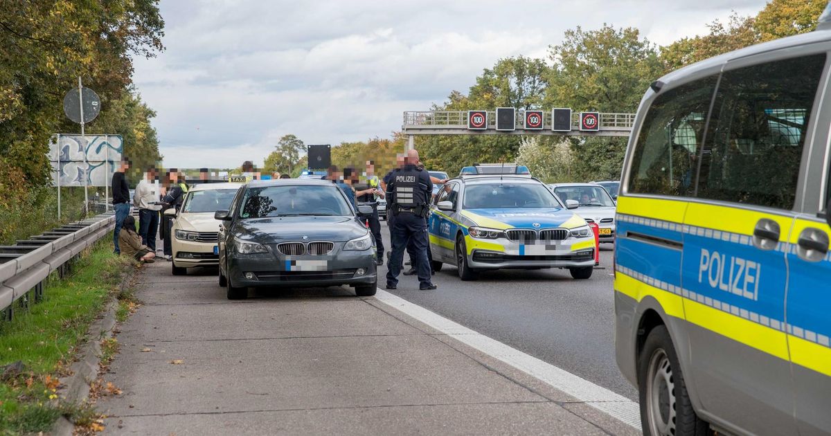 Auf Standstreifen Berholen Strafe