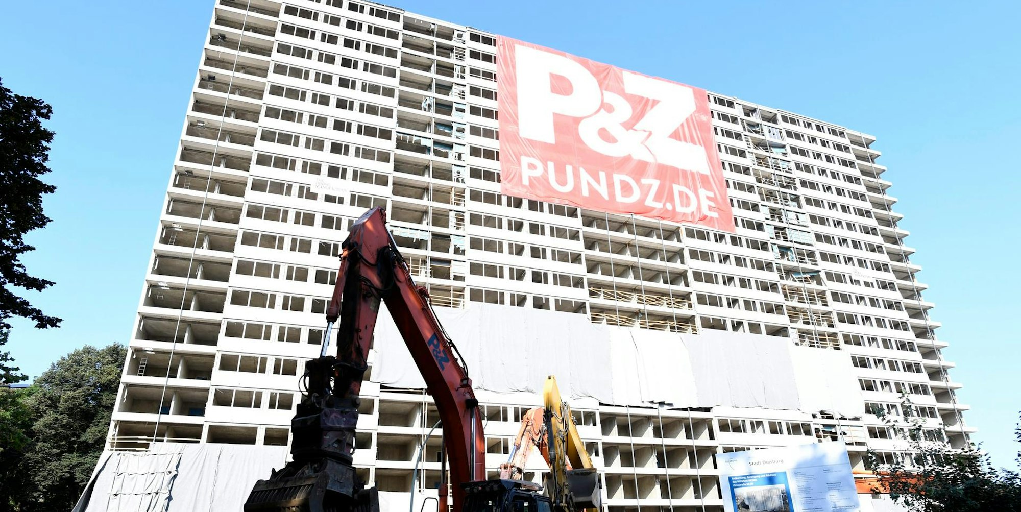 Duisburg Weiße Riese dpa