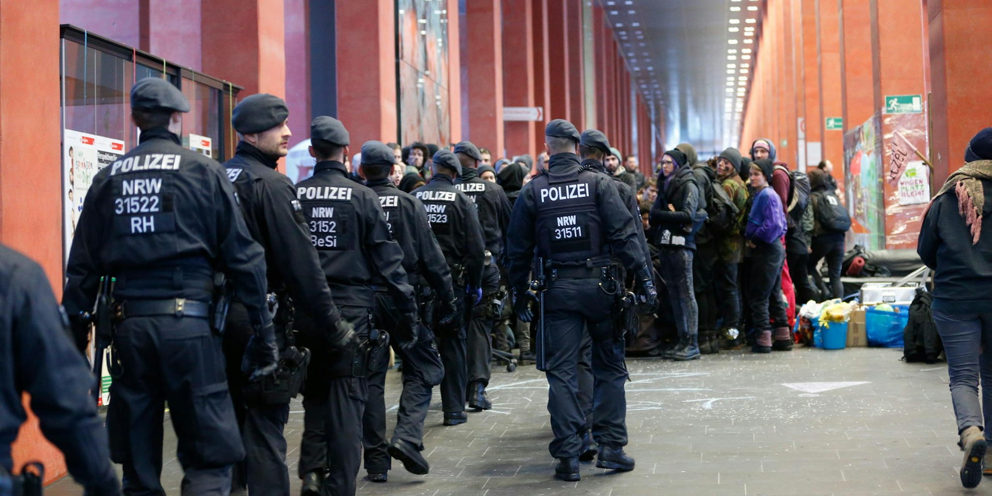 20190131_tb_Besetzung_Stadthaus_Deutz_018