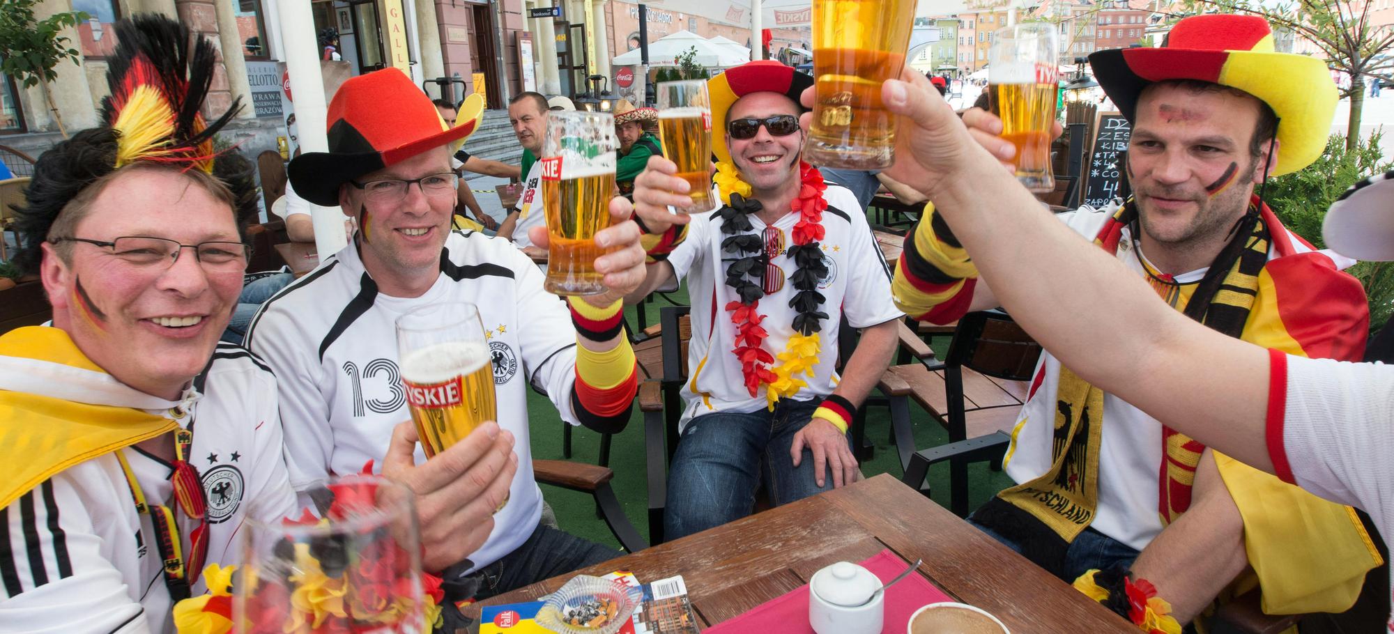 deutsche_fußballfans_dpa