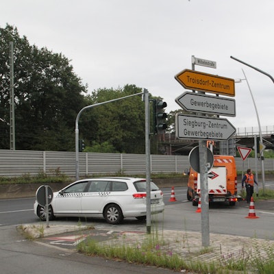 L332 B56 Troisdorf Siegburg