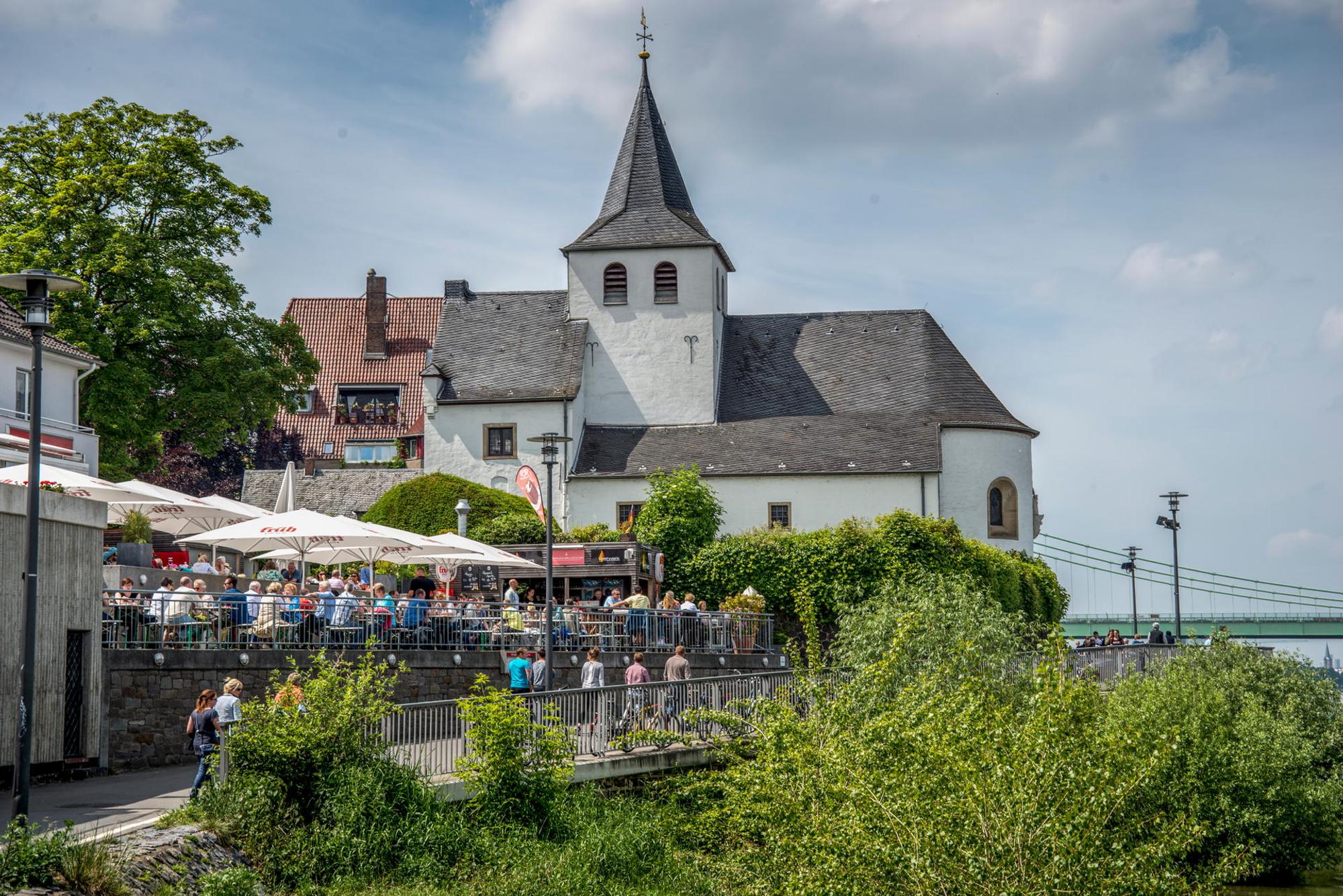 Rodenkirchen_Maternuskapelle_20150524020_2