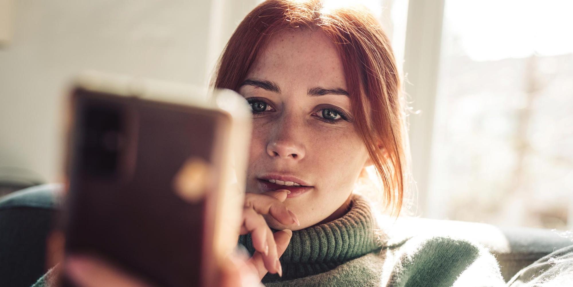 Frau_Smartphone