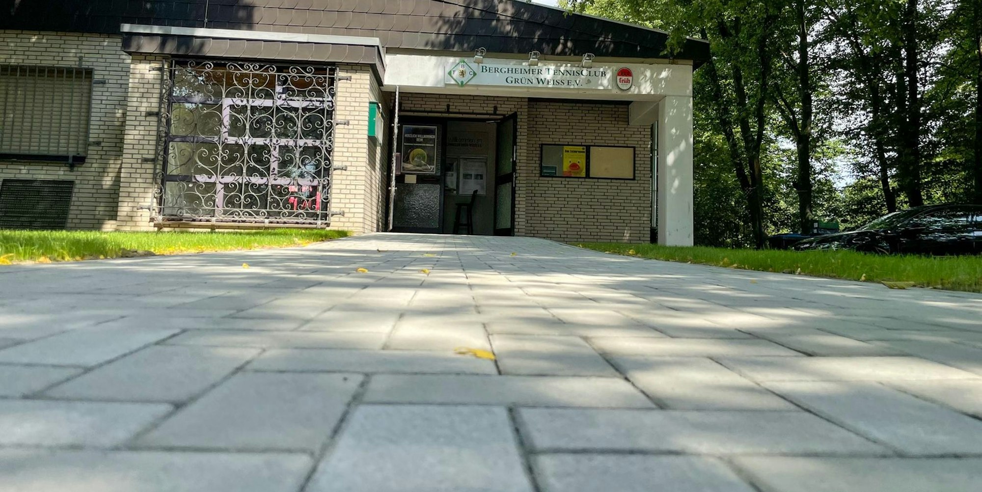 20220729-nip-ber-tc-grün-weiß-umbau-1