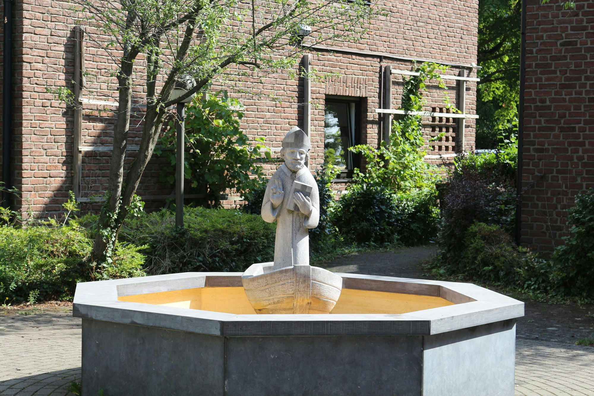 40-jahre-pfarrzentrum2