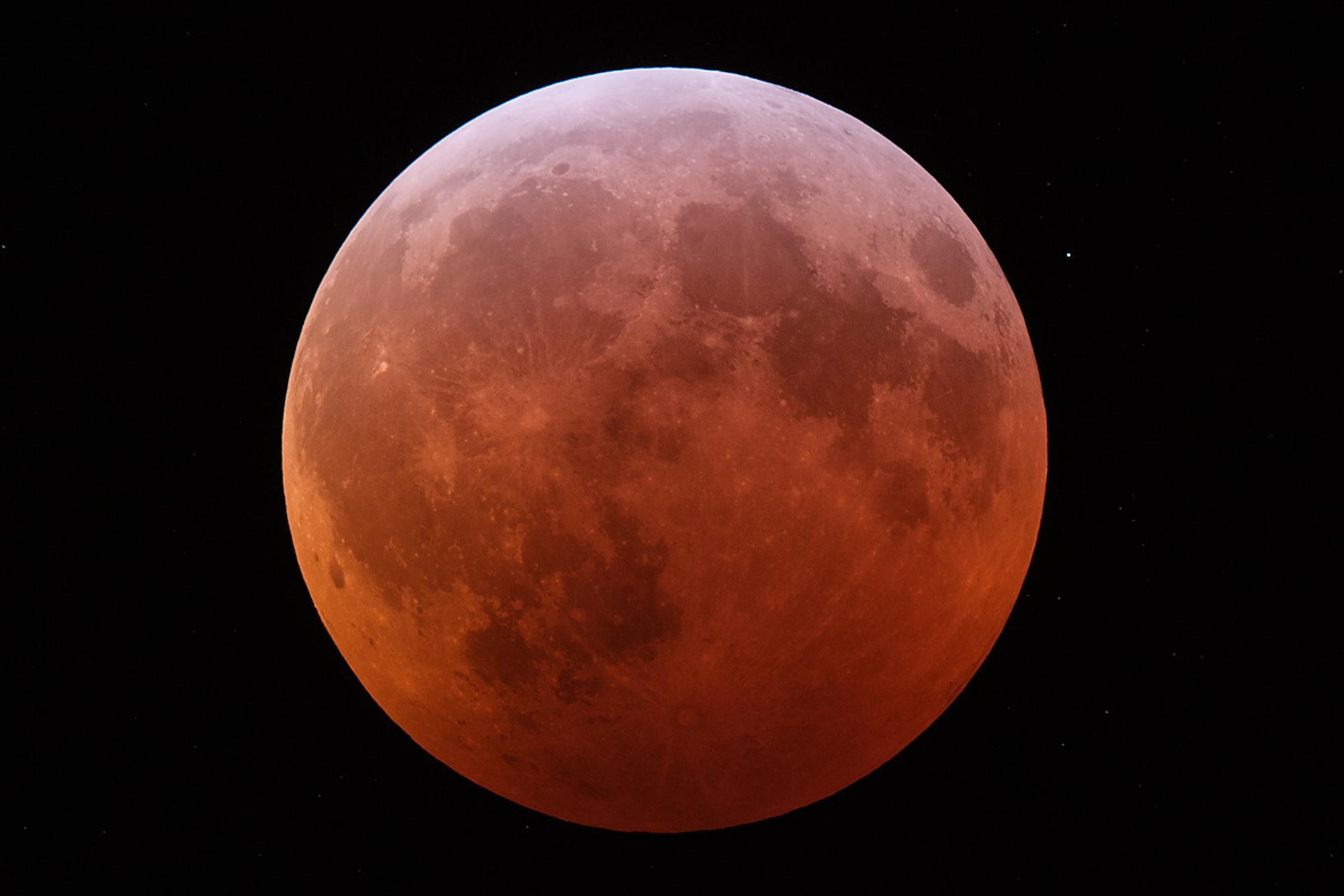 Totale_Mondfinsternis_Euskirchen_Schnichels
