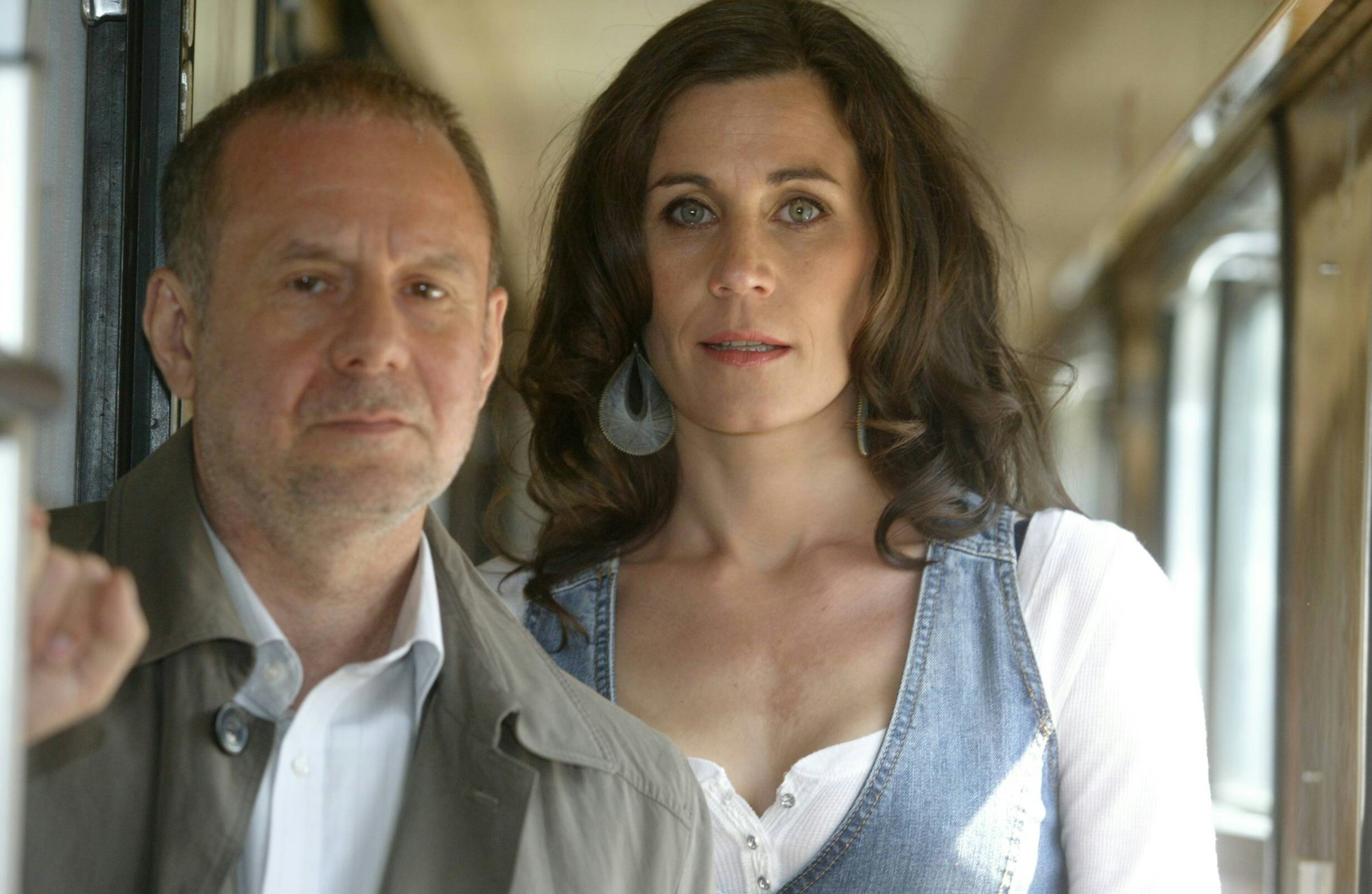 Conny Mey(Nina Kunzendorf)