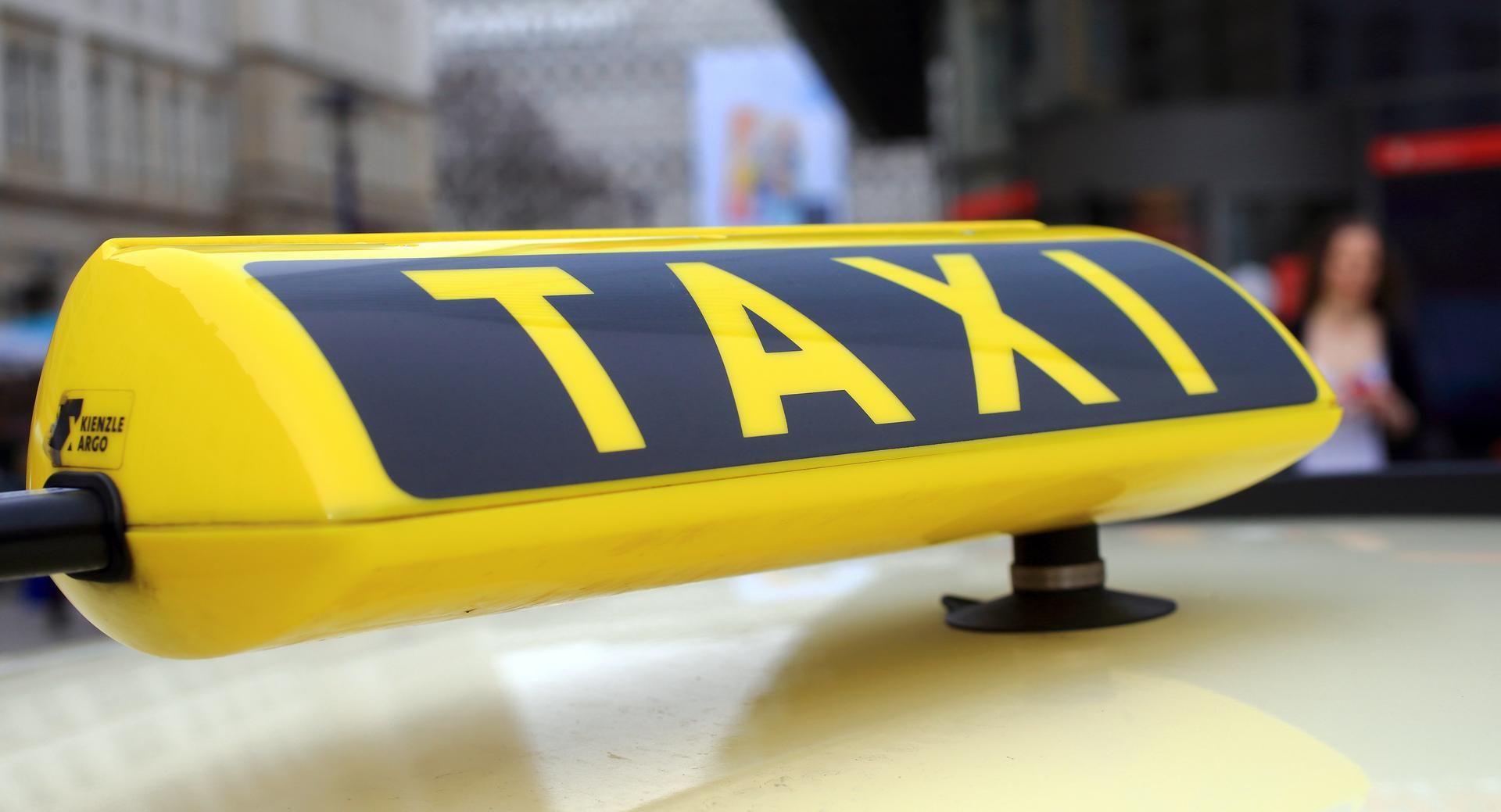 Taxi Symbolbild dpa 0507