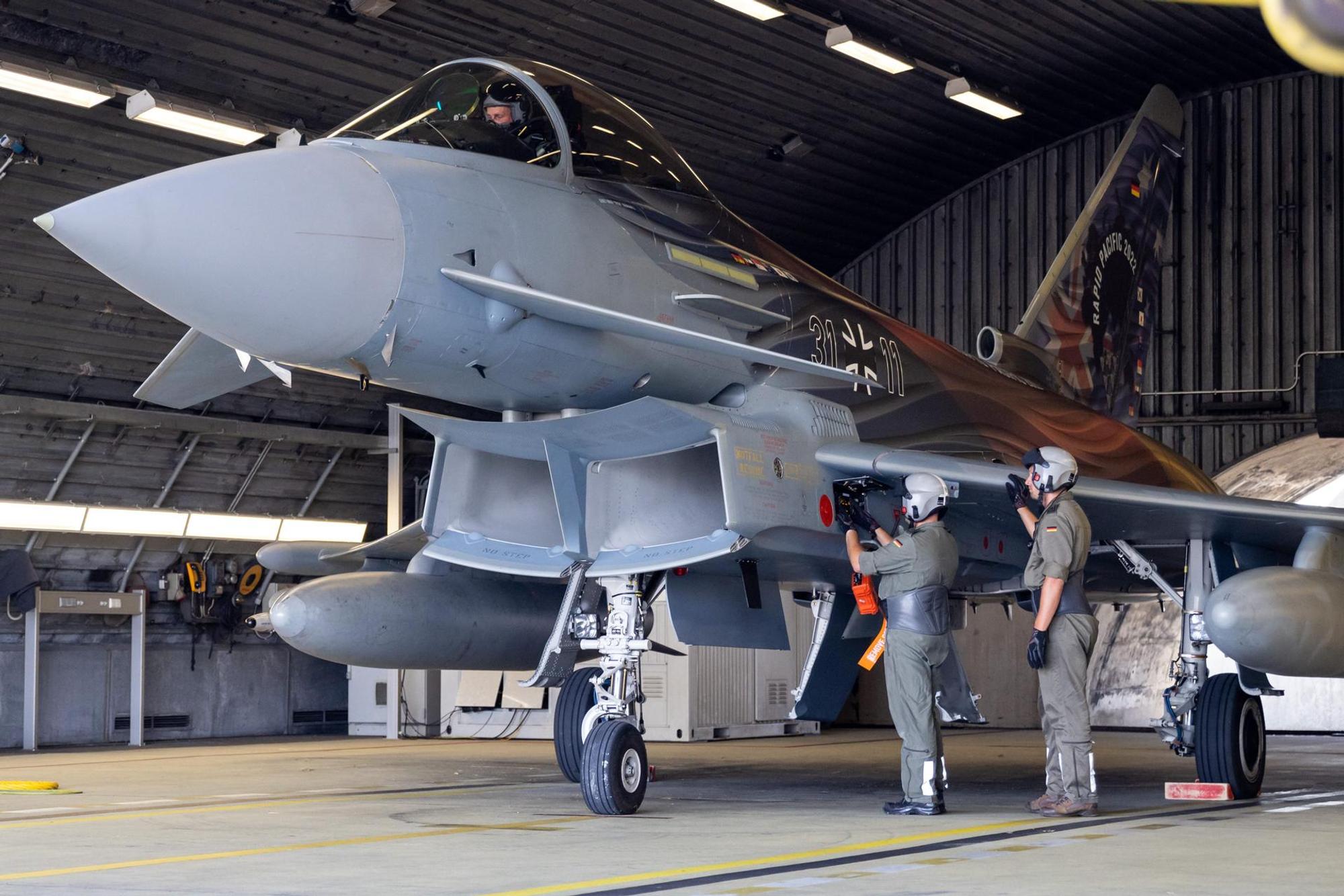 EUROFIGHTER Hangar