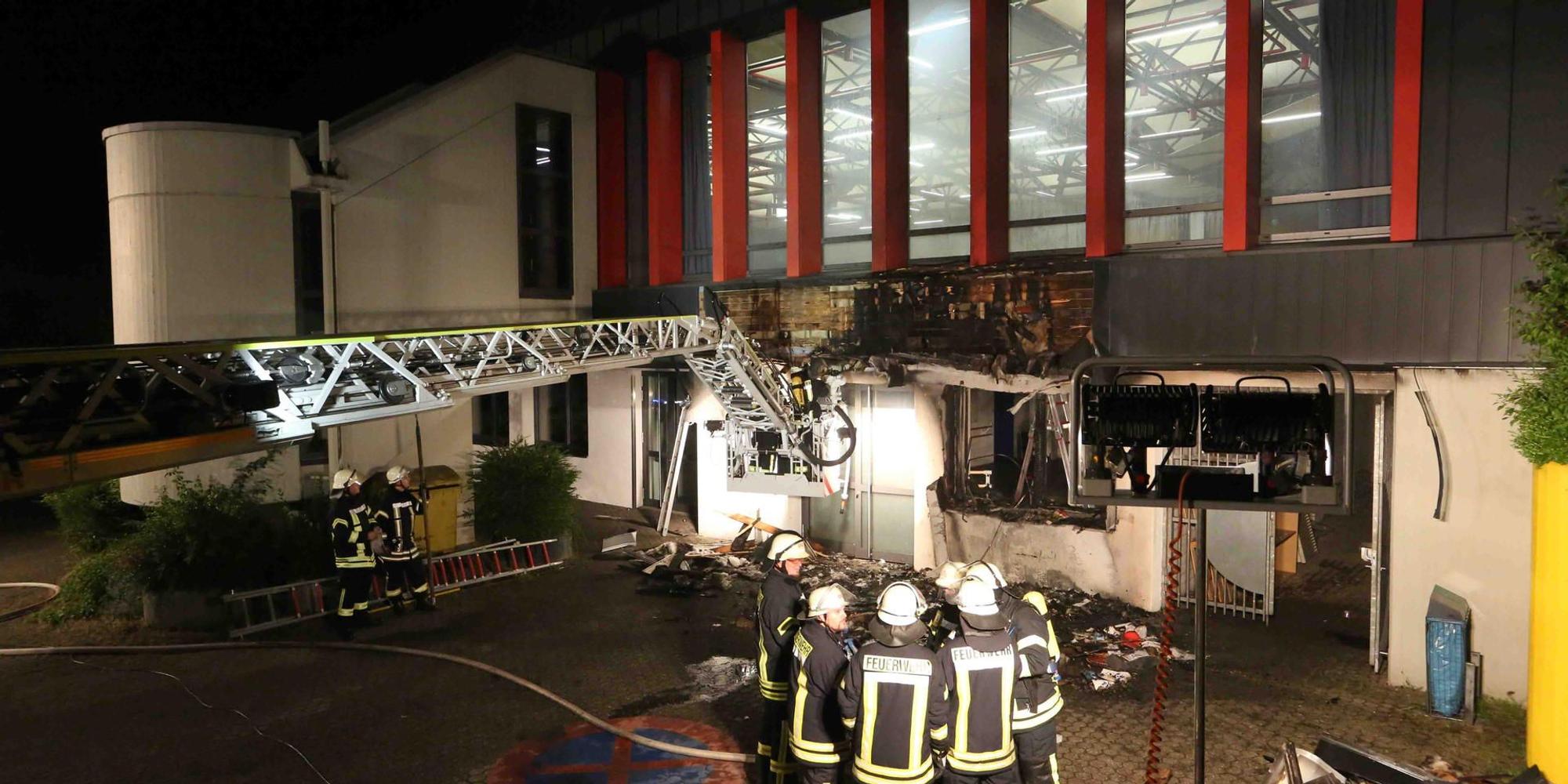 k_brand_aula_schulzentrum_oberpleis_018_rkl