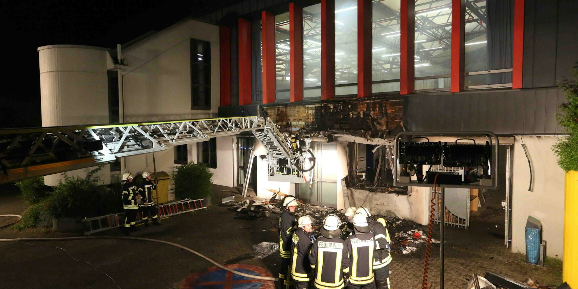 k_brand_aula_schulzentrum_oberpleis_018_rkl