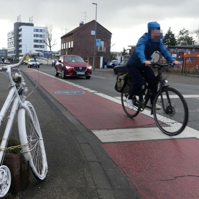 roes-oskar-jaeger-002