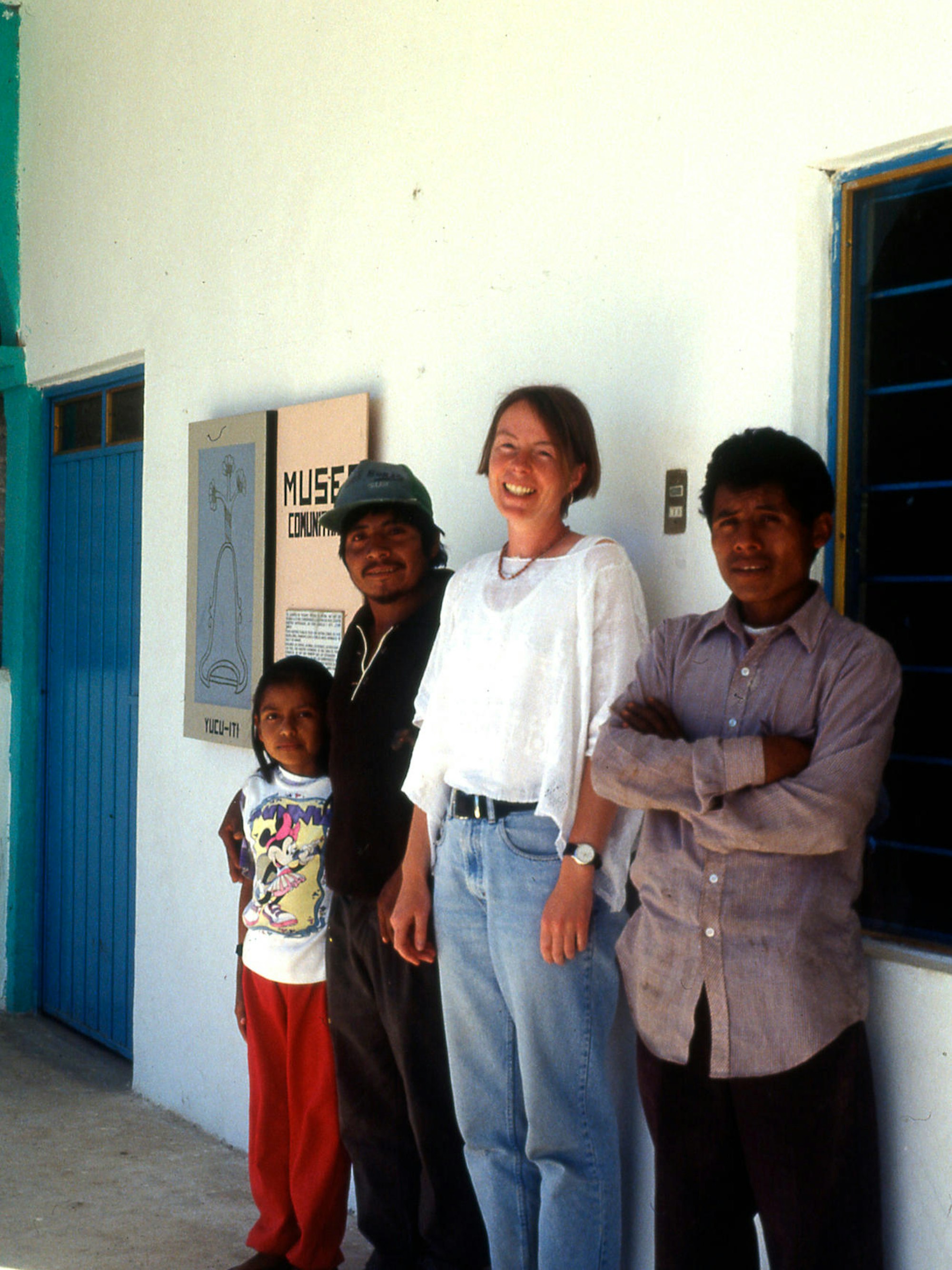 Anne+Herren v. Eingangstafel Mus(Dia-28-33)