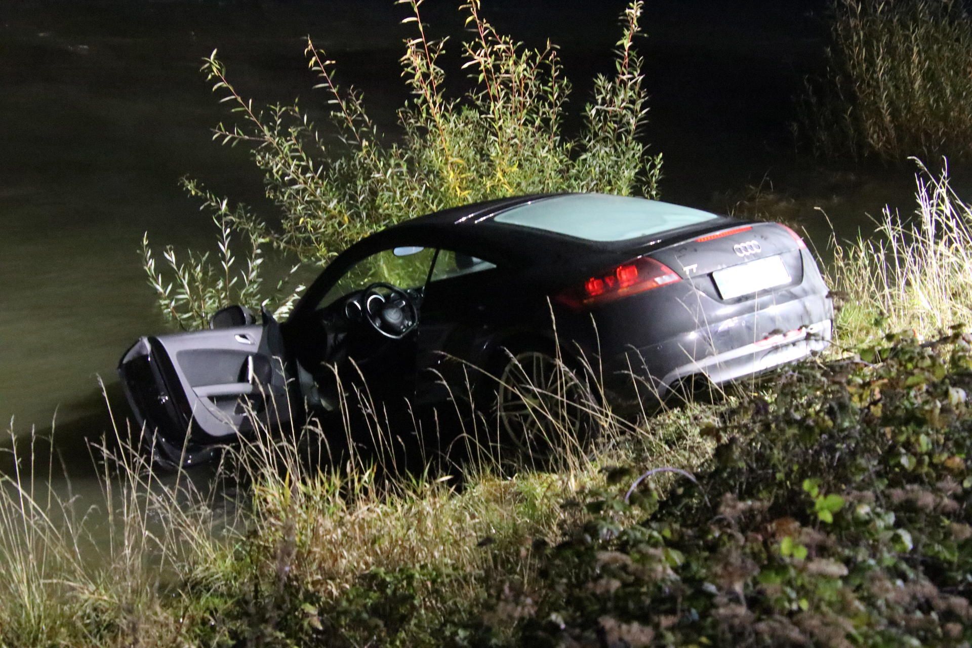 Auto Rhein andere Seite